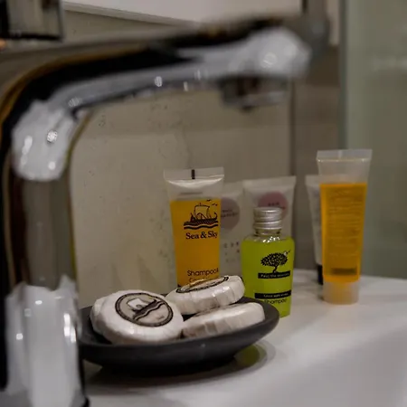 Rhodes Island Elli 3*